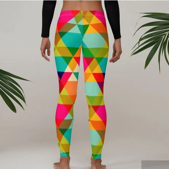 LULAROE BOLD COLORFUL BRIGHT GEOMETRIC TRIANGLE PATTERN  LEGGING - Picture 13 of 16